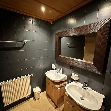 Brenners Dorfstube Apartment Fieberbrunn Exterior photo
