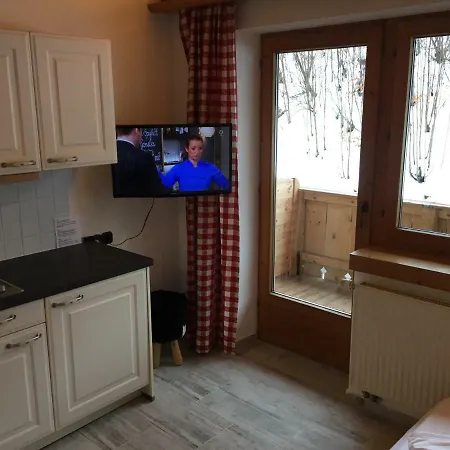 Brenners Dorfstube Apartment Fieberbrunn Exterior photo